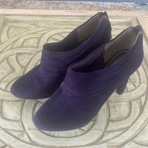 Womens heeled bootie